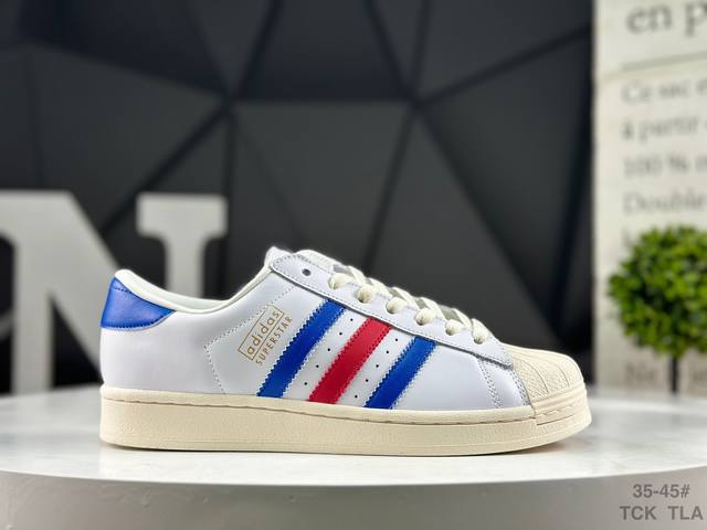 阿迪达斯 三叶草 Adidas Originals Superstar 经典贝壳头系列低帮百搭休闲运动板鞋 货号： Jq6345 尺码：如图所示 Tck Tla
