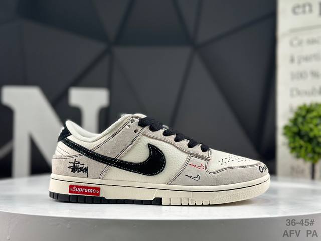 福利特价 头层带半码 耐克 Nike Dunk Low 复古板鞋，尽情迈步，彰显个性风采。采用牛柔软皮革鞋面，经久耐穿，塑就如元年款 Dunk 般的复古质感。鞋