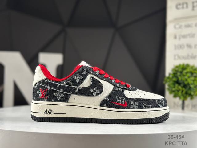 福利特价 头层耐克 Nike Air Force 7 原楦头原纸板 打造纯正低帮空军版型 专注外贸渠道 全掌内置蜂窝气垫 原盒配件 原厂中底钢印、拉帮完美 货号