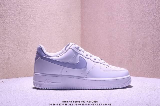 耐克Nike Air Force 1’07空军一号低帮百搭休闲运动板鞋。柔软、弹性十足的缓震性能和出色的中底设计，横跨复古与现代的外型结合，造就出风靡全球三十多