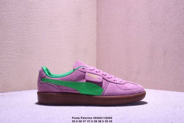 puma palermo 黑白 舒适百搭低帮德训板鞋 孔眼底座和脚趾凸起由绒面革材料制成 支持侧踏时的踏步工作 脚背和侧板采用尼龙网布 即使在健身房等使用环境中