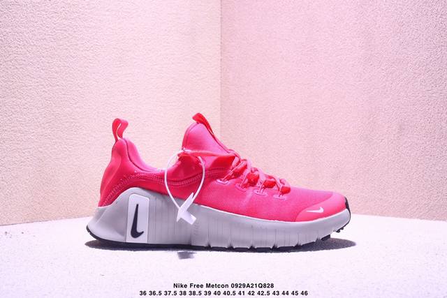 Nike Free Metcon 6 网布 圆头系带 减震防滑 低帮训练鞋整体设计流线更简洁 标志性Logo越来越小后跟倒三角设计让小腿更显长前侧全网面设计 相
