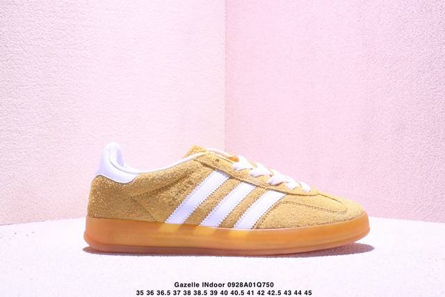 公司级Adidas Originals Gazelle Indoor 三叶草休闲防滑耐磨低帮板鞋 鞋头出色设计 塑就出众贴合感 稳固的后跟贴合足部曲线设计 软弹
