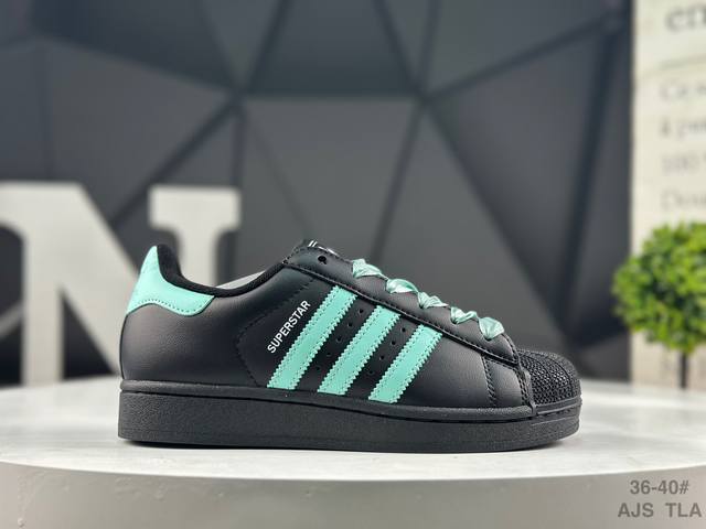 阿迪达斯 三叶草 Adidas Originals Superstar 经典贝壳头系列低帮百搭休闲运动板鞋 货号： Jh9977 尺码：如图所示 Ajs Tla