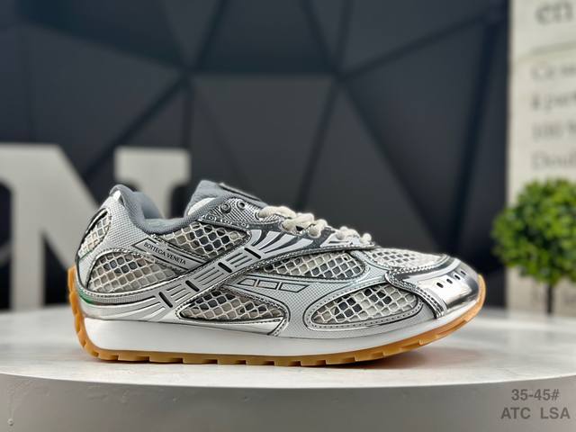 意大利奢侈品牌-宝缇嘉 葆蝶家-Bottega Veneta Orbit Lace-Up Runner Bv葆蝶家时尚休闲王一博同款老爹鞋运动鞋 采用轻质科技网