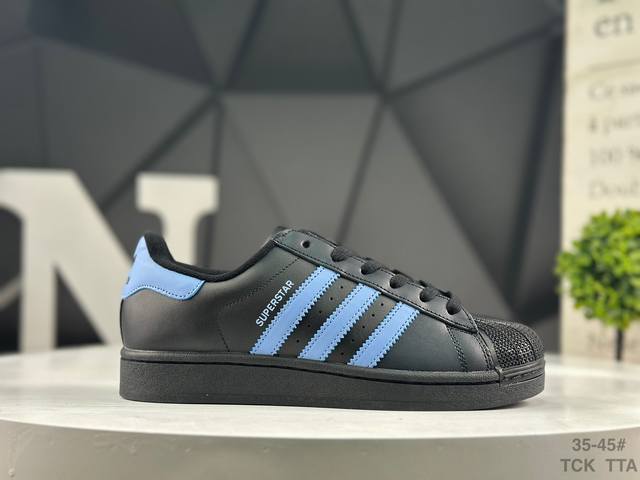 阿迪达斯 三叶草 Adidas Originals Superstar 经典贝壳头系列低帮百搭休闲运动板鞋 货号： Js1338 尺码：如图所示 Tck Tta