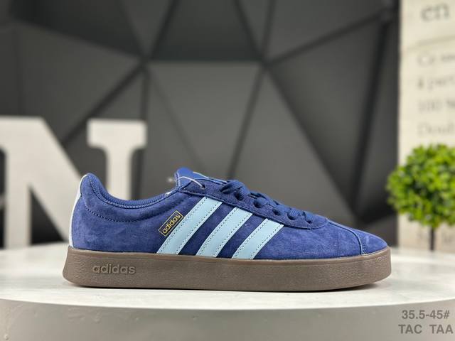 真标带半码 阿迪达斯 Adidas Vl Court Classic 百搭单品 绒面麂皮防滑耐磨轻便低帮板鞋 整双鞋以传统的低帮呈现的清新造型 鞋头优先头层反毛