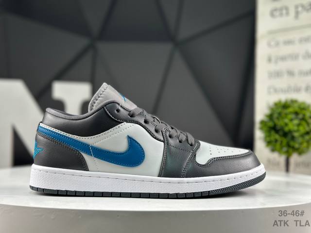 真标带半码 耐克 Nike Air Jordan 1 Low Aj1乔1低帮休闲板鞋 同步官方配色 市场唯一独家头层皮打造 原鞋原档案开发 原厂皮料 原档冲孔鞋