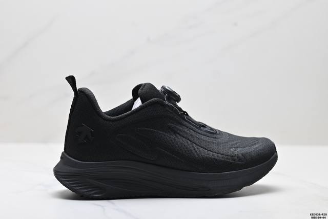 纯原迪桑特Descente Levitate Iii 透气运动跑步鞋 官方同步上架 适合技术路线单日徒步穿着受到长途野外跑步鞋的启发 适合在变化的地形上进行快速