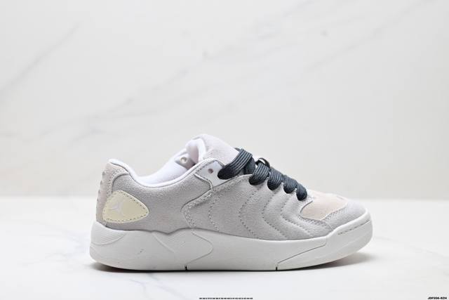 公司级Nike耐克男鞋2025冬季新款 Jordan Session 运动休闲篮球鞋 延续90年代滑板鞋的面包轮廓造型，采用全皮质鞋身内衬加厚设计，后跟点缀Ju
