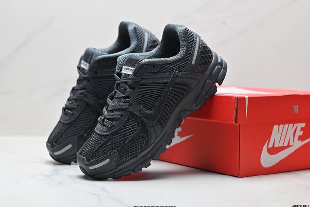 真标Nike Zoom Vomero 5 耐克 马拉松复古跑五代休闲运动慢跑鞋 货号:Fj4151-004 Id:Jjd170-Rzh