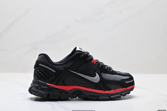 真标Nike Zoom Vomero 5 耐克 马拉松复古跑五代休闲运动慢跑鞋 货号:Fj4151-004 尺码:36 36.5 37.5 38 38.5 39