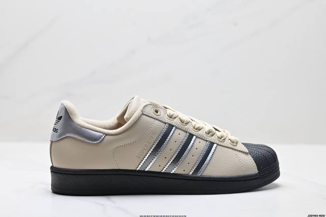 公司级Adidas Originals Superstar贝壳头系列 阿迪达斯 低帮经典百搭休闲运动板鞋 货号:Jr4234 尺码:35.5 36 36.5 3