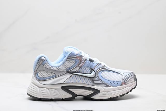 公司级Nike V5 Rnr 耐克 舒适百搭防滑耐磨 低帮休闲鞋 鞋面是大网孔设计 透气性超强 夏天穿完全不会闷脚 特别适合现在这种天气 中底是泡棉材质 脚感特
