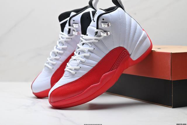 公司级Nike Air Jordan 12 防滑 高帮 耐克 Aj12代复古篮球鞋 原楦原纸板开发 原汁原味12代鞋型 进口头层皮料真标真碳 用料绝不含糊 原盒
