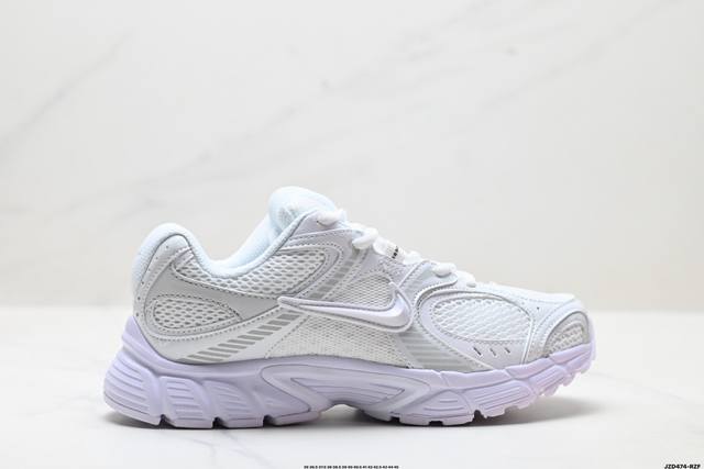 公司级Nike V5 Rnr 耐克 舒适百搭防滑耐磨 低帮休闲鞋 鞋面是大网孔设计 透气性超强 夏天穿完全不会闷脚 特别适合现在这种天气 中底是泡棉材质 脚感特