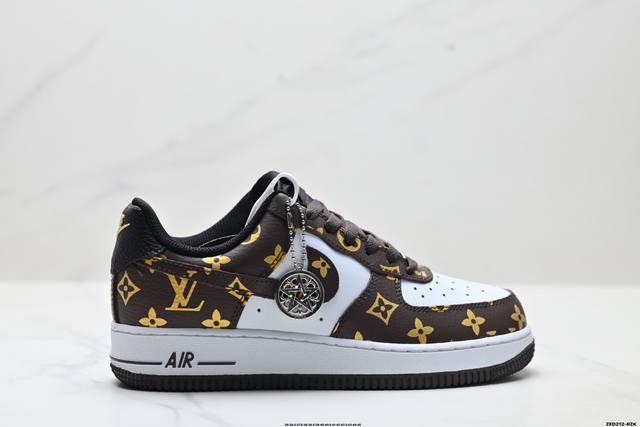 公司级Nike Air Force 1‘07 原楦头原纸板 打造纯正低帮空军版型 专注外贸渠道 全掌内置蜂窝气垫 原盒配件 原厂中底钢印、拉帮完美 货号:Cz3