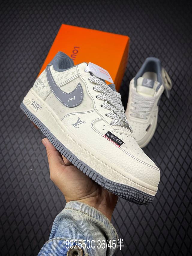 C 公司级Nike Air Force 1‘07 原楦头原纸板 打造纯正低帮空军版型 专注外贸渠道 全掌内置蜂窝气垫 原盒配件 原厂中底钢印、拉帮完美 货号:C