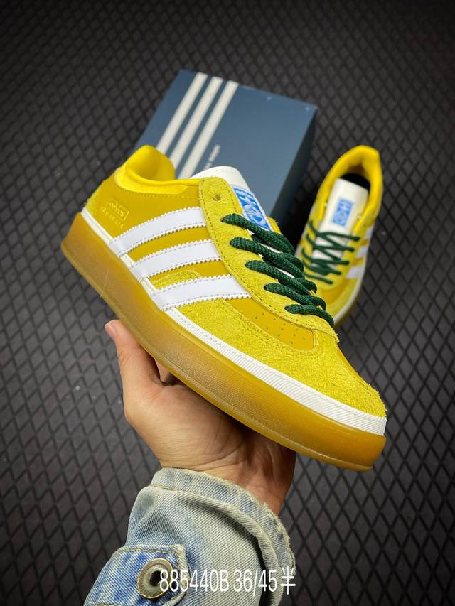 B Adidas Bad X Bunny Gazelle Indoor 三叶草休闲防滑耐磨低帮板鞋 鞋头出色设计 塑就出众贴合感 稳固的后跟贴合足部曲线设计 软