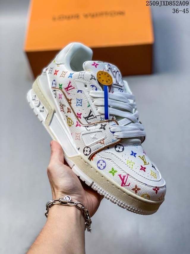 Lv路易威登Louis Vuitton Trainer Sneaker Low休闲运动文化百搭篮球板鞋 910490Asyee 36-45 09Jxd852A0