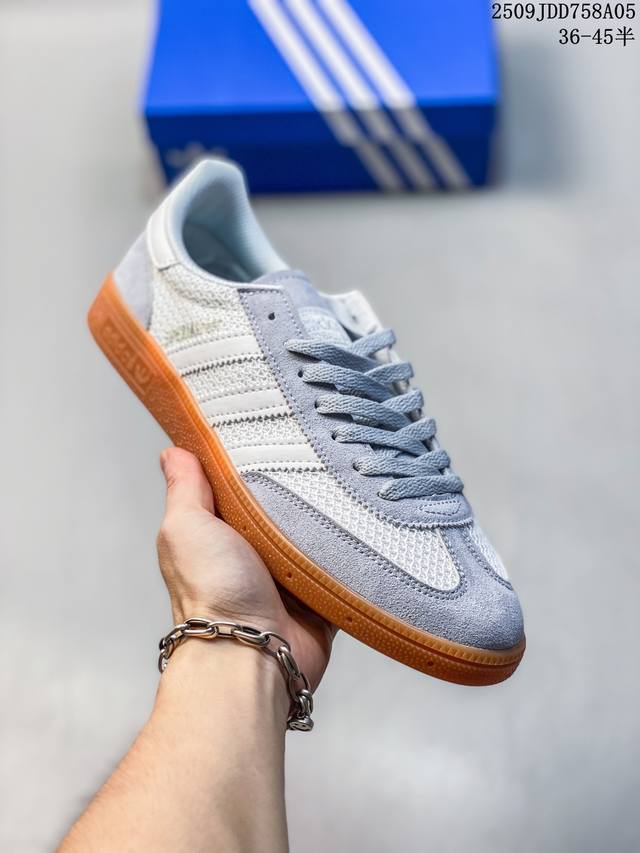公司级 阿迪达斯 德训鞋 Adidas Originals Samba Og Shoes 经典运动鞋小白鞋 T头鞋 男女士板鞋 彰显休闲摩登风情的时尚经典鞋。它