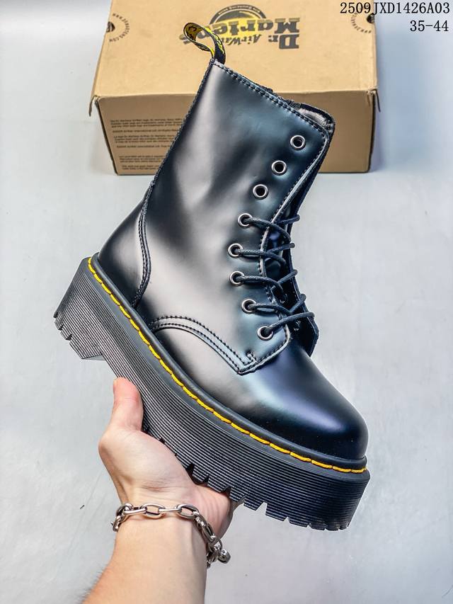 Dr.Martens 马汀博士马丁靴 1460八孔高帮厚底硬皮黑色 中山代工厂p 某物同香港代购 同一批次订单 公司规格 原材生产 原版开边珠加厚光泽牛皮 pv