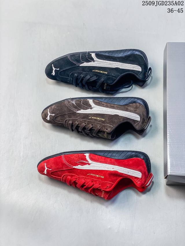 公司级puma 彪马 X Balenciaga巴黎世家 Speedcat 系列 薄底鞋 牛皮绒面革 圆头做旧磨损 低帮 生活休闲鞋 极速赛车系列 复古运动休闲跑