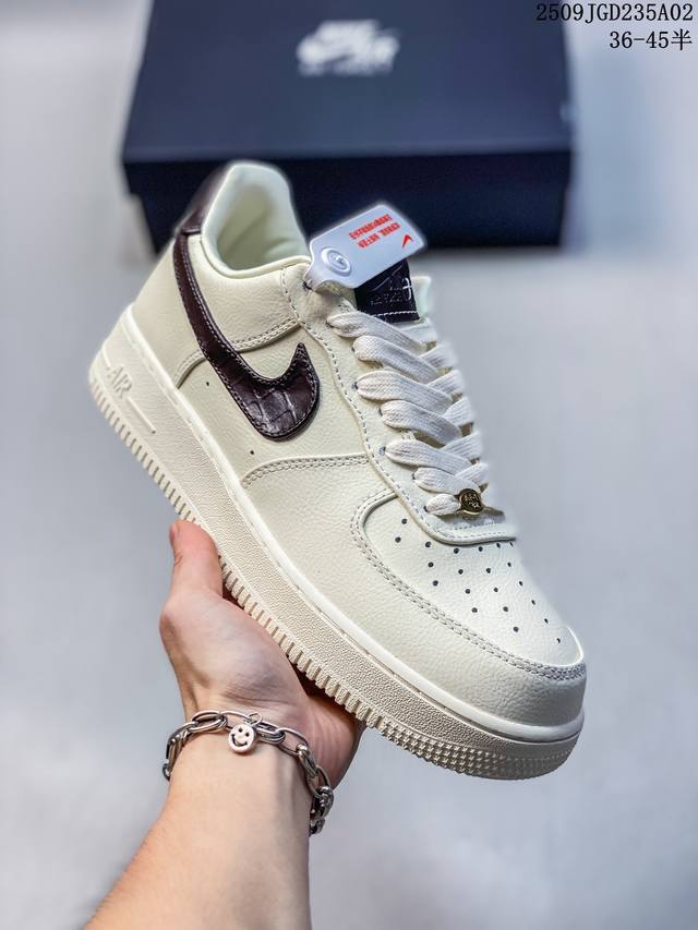 公司级带半码 海外限量发售！公司级Nike Air Force 1 '07 Low 空军一号 低帮 运动鞋 休闲鞋 折边针车 工艺难度大 原楦头原纸板 原装鞋盒