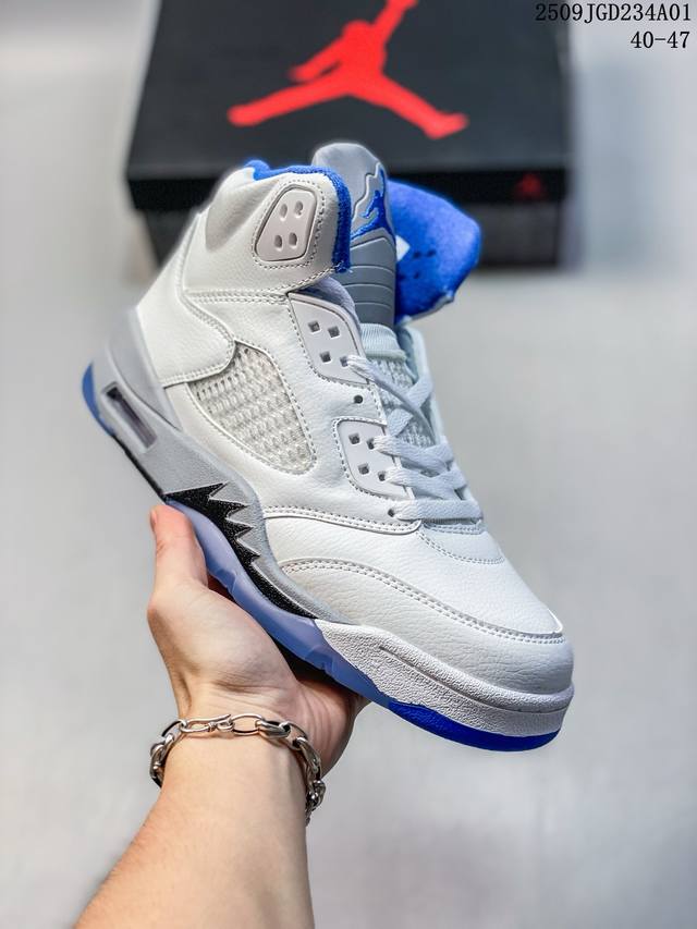 公司级带半码 Air Jordan 5 Wings Medium Grey Aj5高帮篮球鞋 Io2038-001 尺码：见图 编码：09Jgd234A01