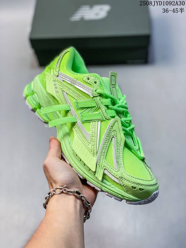 公司级New Balance M1906系列复古单品宝藏老爹鞋款 公司级版本复古元素叠加 质感超级棒 楦版型材料细节做工精细 作为Nb最经典的档案鞋型之一 与