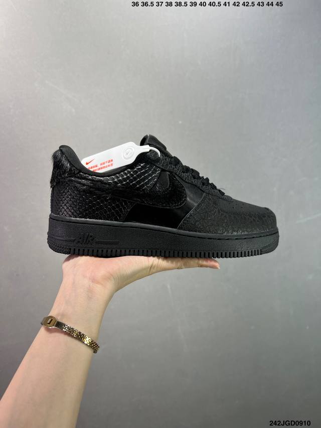 Nike Air Force 1 空军一号“Diy高端定制” 低帮休闲运动板鞋 用料绝不含糊 独家版型蒸餾加工帶來的是更好的视觉和脚感体验 清洁度 电绣工艺 皮
