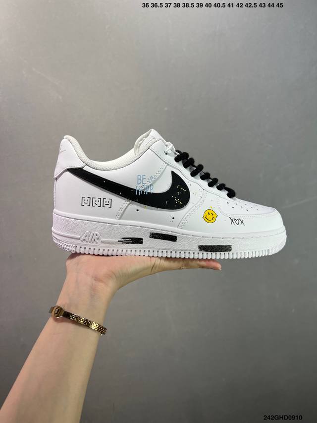 公司级Nk Air Force 1′07 Low 空军一号低帮百搭休闲运动板鞋 Cs5288-028 柔软、弹性十足的缓震性能和出色的中底设计 横跨复古与现代的