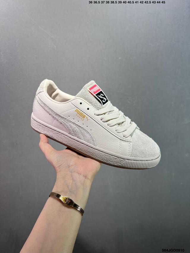puma Suede Staple 百搭单品 彪马 男女运动板鞋，原楦原纸版开发版型，采用环保纤维革组合翻毛皮饰片鞋面材质，外置耐磨橡胶大底蕾哈娜同系面包鞋太好