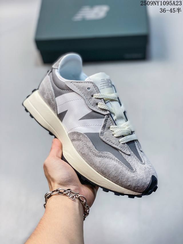 公司级New Balance Ms327 复古休闲运动慢跑鞋 以更纯粹的复古风格设计打造的全新造型 侧身还以解构设计 将 N 字标志以做旧压花样式呈现 官方货号