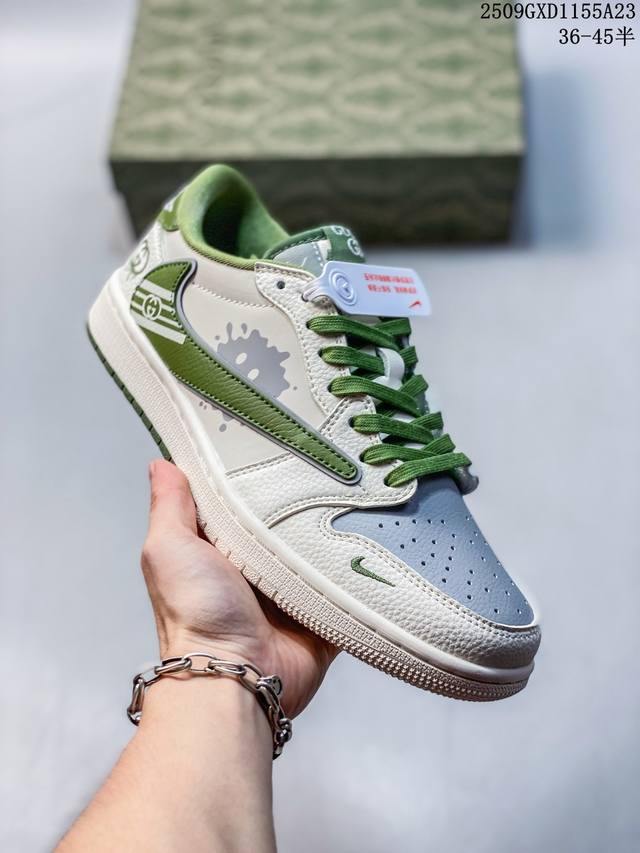 海外爆款限量发售！高端定制 Travis Scott X Fragment Design X Jordan Air Jordan 1 Low Og Sp “古驰