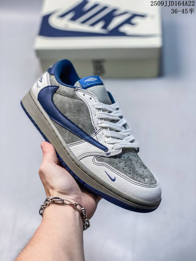 公司级耐克Nike Air “Diy定制” “Aj1 Dunk 倒钩 ” 系列 低帮休闲板鞋 市场唯一独家头层皮打造 原鞋原档案开发 原厂皮料 原档冲孔鞋头 正