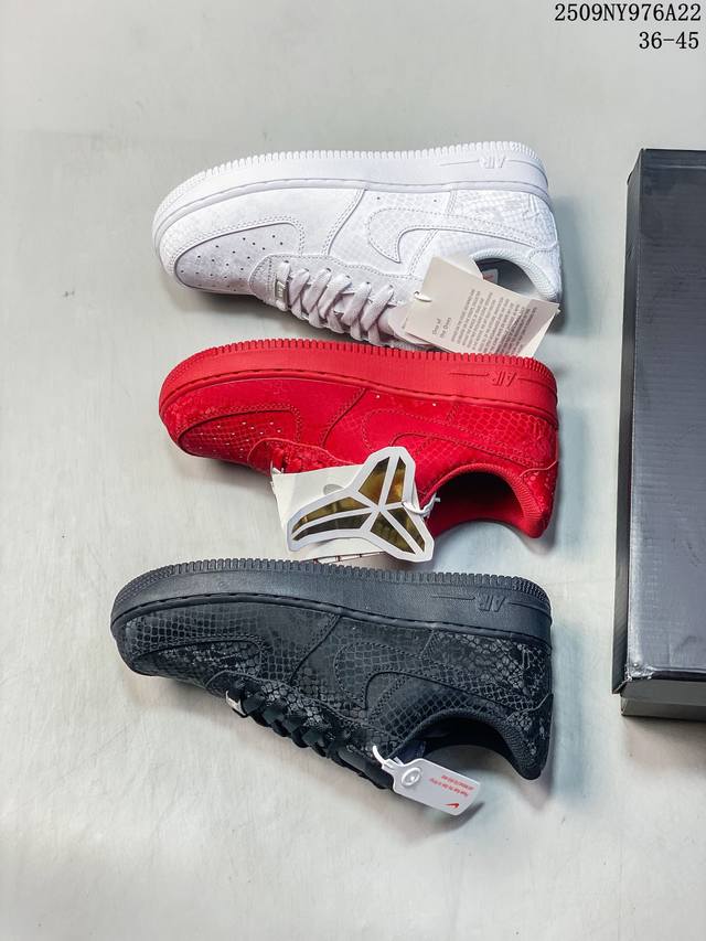 公司级 Nike Air Force 1 ‘07 空军一号低帮休闲板鞋 进口牛筋布 原楦头原纸板 纯正空军版型 定制鞋盒 全掌内置全掌气垫 原厂中底钢印 拉帮完