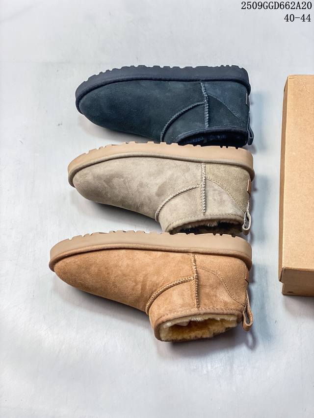 Ugg 1116109 Classic Ultra Mini 冬季加毛保暖雪地靴 皮毛一体短靴 码数：如图 编号：09Ggd662A20