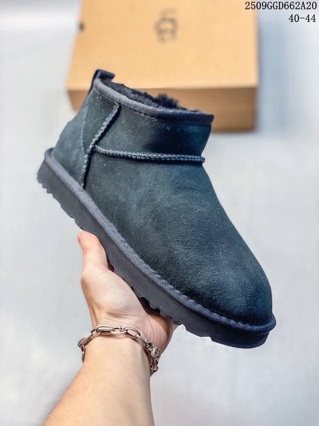 Ugg 1116109 Classic Ultra Mini 冬季加毛保暖雪地靴 皮毛一体短靴 码数：如图 编号：09Ggd662A20