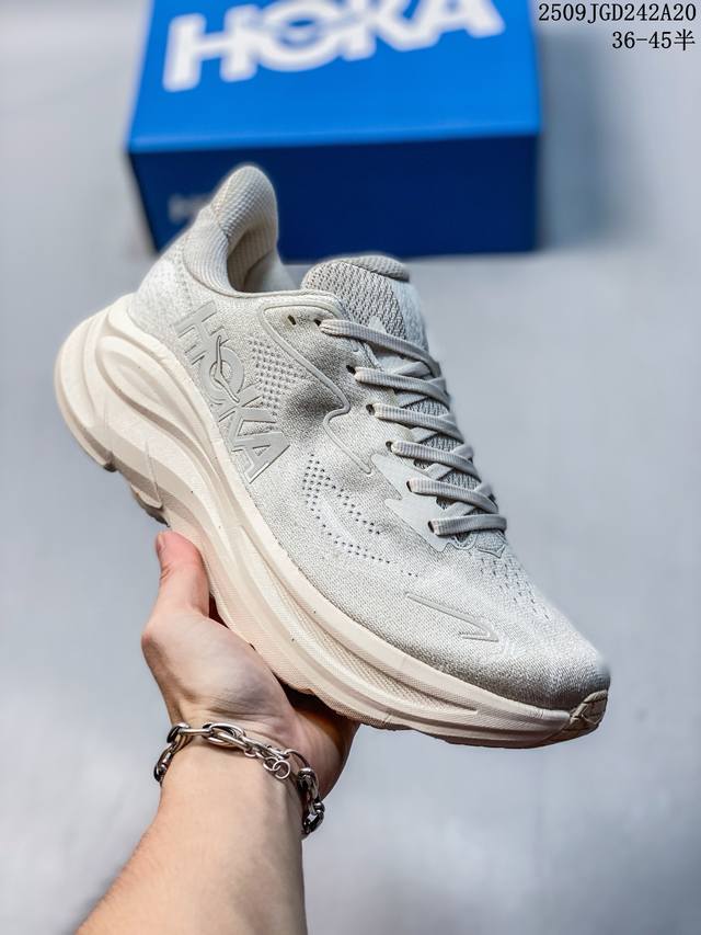 真标带半码 Hoka One One 女款 邦代9 Bondi 9 轻便缓震舒适长距离公路跑步鞋 尺码：见图 编码：09Jgd242A20