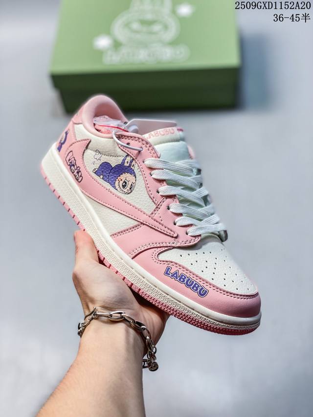 公司级 时尚元素X Jordan Air Jordan Low 倒勾 “Labubu联名''，浅粉白配色，融合了Travis Scott 独特的潮流风格，个性的