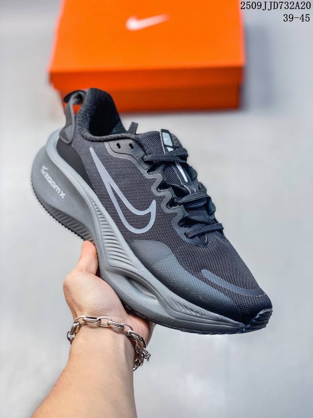 真标Nike Air Zoomx系列 耐克 低帮马拉松休闲运动慢跑鞋 必定是官方强力主推款式 真正的Zoom缓震科技嵌入 缓震大底带公司同步定位 货号:Ck43