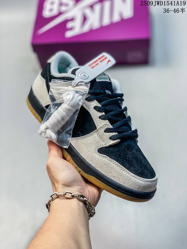 公司级带半码 耐克Nike Sb Dunk Low Sb 系列扣篮系列复古低帮休闲运动滑板板鞋。采用脚感柔软舒适Zoomair气垫，有效吸 收滑板等极限运动在落