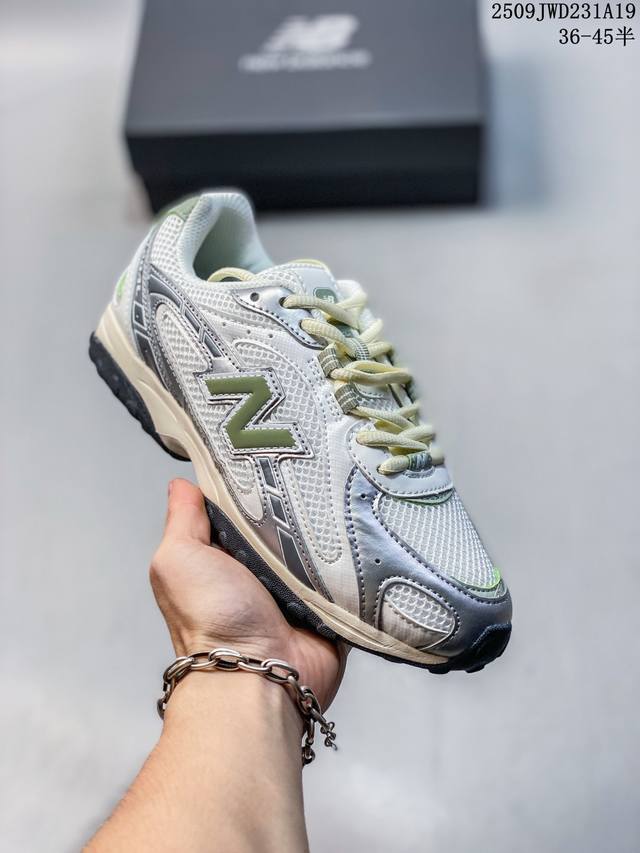 真标带半码 New Balance 204L 舒适百搭 耐磨轻便 低帮 生活休闲鞋 男女同款 银白 尺码：如图 编码：09Jwd231A19