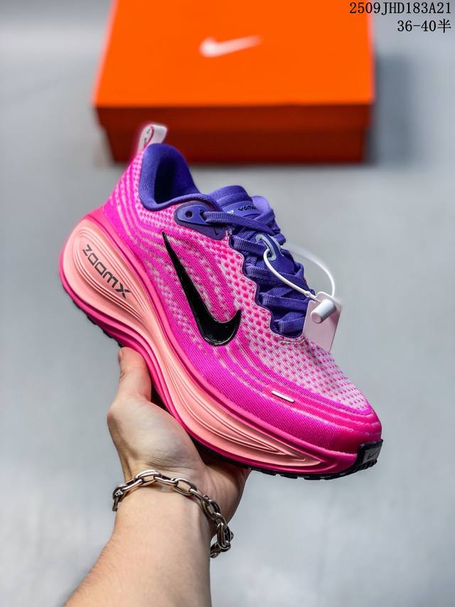 耐克Nike Air Zoom pegasus plus 超级飞马涡轮增压马拉松休闲运动慢跑鞋 货号：Hv8154 603 码数：36 36.5 37.5 38