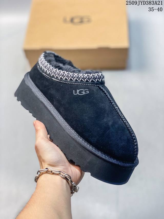 防水版 Ugg 塔茨半拖 名族风3Cm厚底 雪地靴女款 广州外贸大厂生产 鞋头到鞋垫真羊皮毛一体 带防水工艺 区别市面任何版本 独立原版开发大底 羊绒鞋垫 冬季