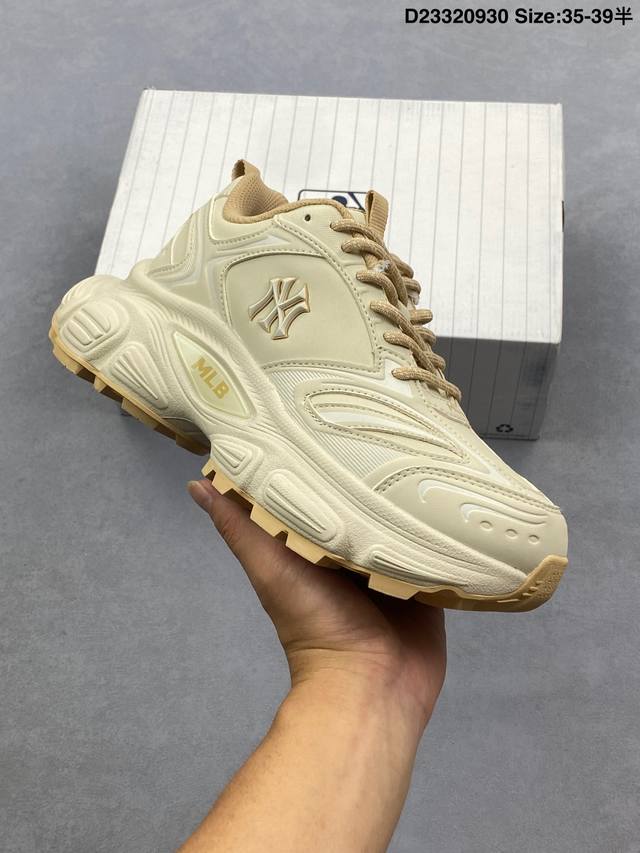 公司级Mlb Winner Chunky 百搭舒适休闲潮流运动厚底增高防滑耐磨 低帮 老爹鞋 货号:3Ashw005N 尺码:35.5 36 36.5 37.5