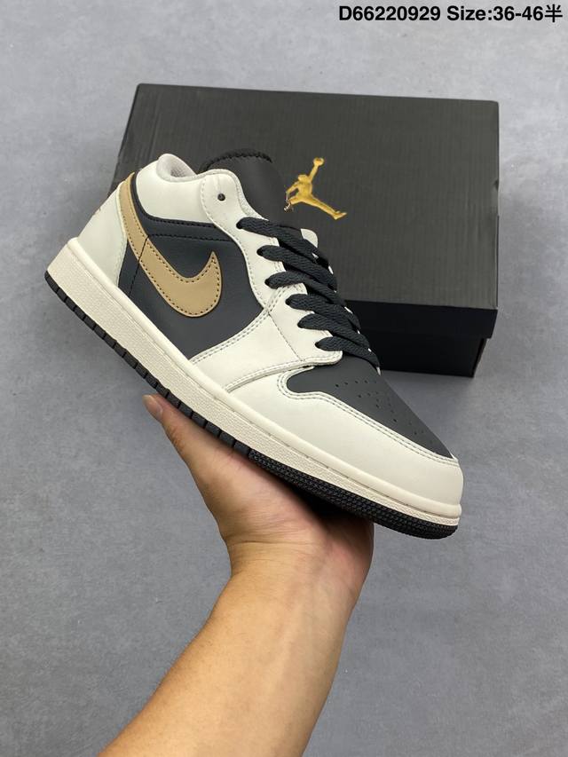 Nike Air Jordan 1 Low Aj1乔1低帮休闲板鞋 同步官方配色 原档冲孔鞋头 四线拉帮 鞋舌高弹海绵填充 官方货号:553558 113 Si