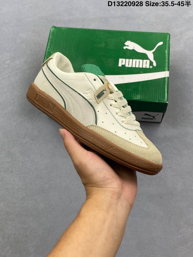 puma 彪马 百搭德训鞋 V2系列 puma Army Trainer 整双鞋以经典的德训鞋为蓝本设计，采用大面积黑色装扮，白色点缀，经典造型不管是什么季节都