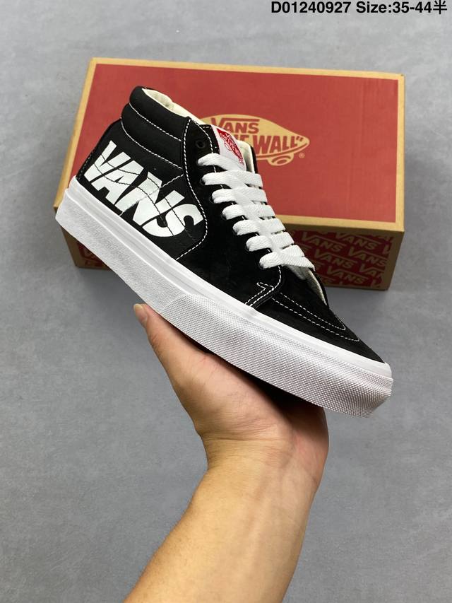 万斯 Vans Sk8-Low 经典款 小红书爆款低帮休闲帆布拼接硫化板鞋 工艺：硫化1:1 重量1:1、真标、原钢印、材质标、鞋型标、合格证 尺码：35 36